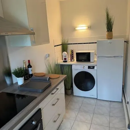 Appartement Confort Et Balcon Ludon-Médoc Extérieur photo